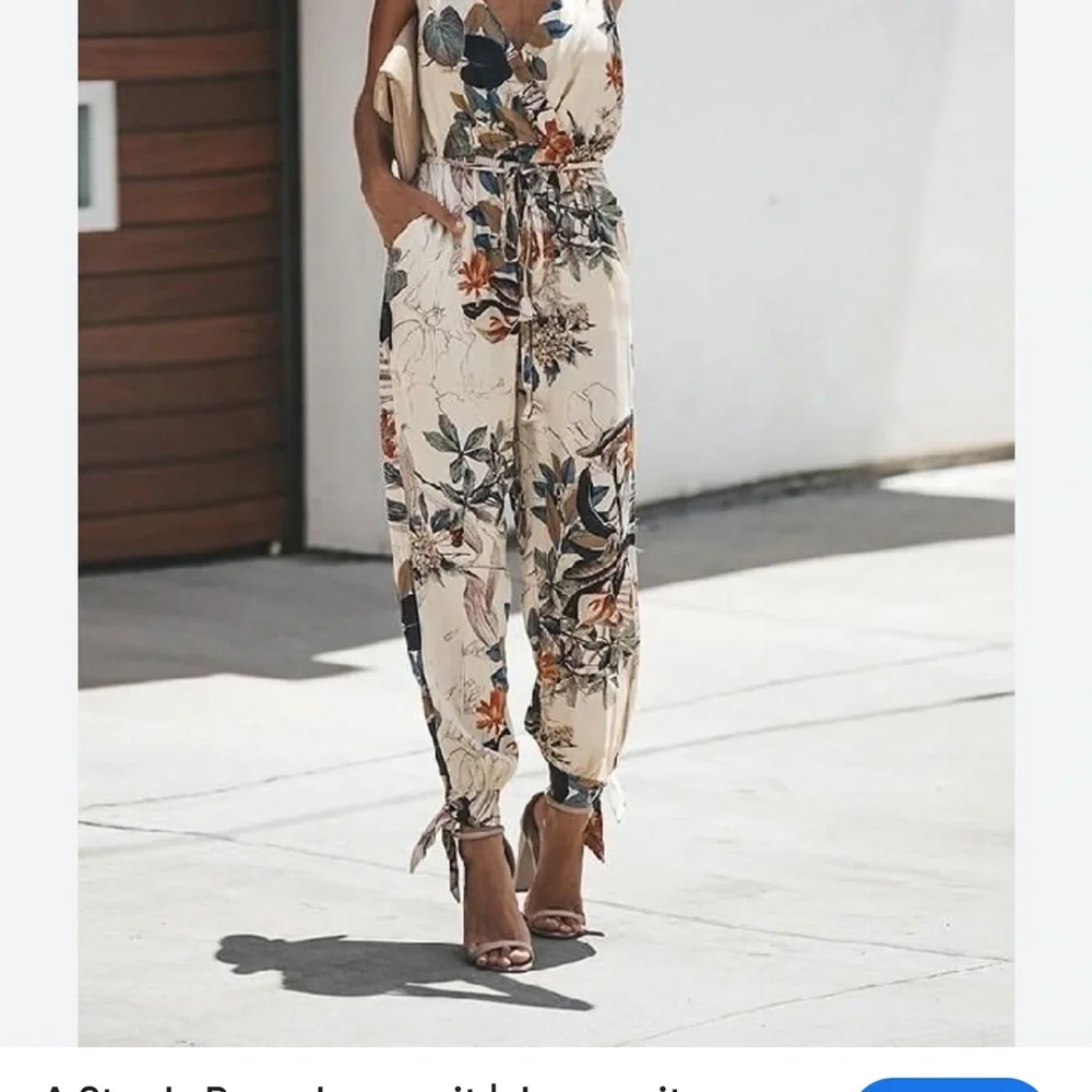 NWT Floral Print Jumpsuit - Picture 4 of 6